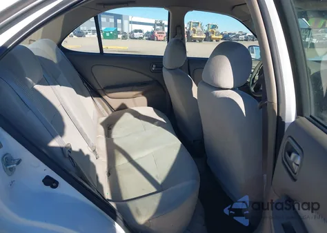 2006 Nissan Sentra 1.8S z USA, uszkodzony, nr VIN 3N1CB51D96L471701